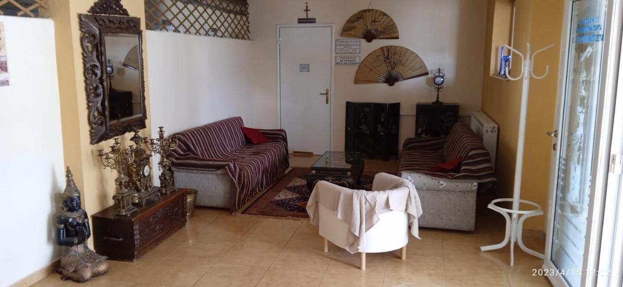 Hotel Konstantina Rodopoli Esterno foto
