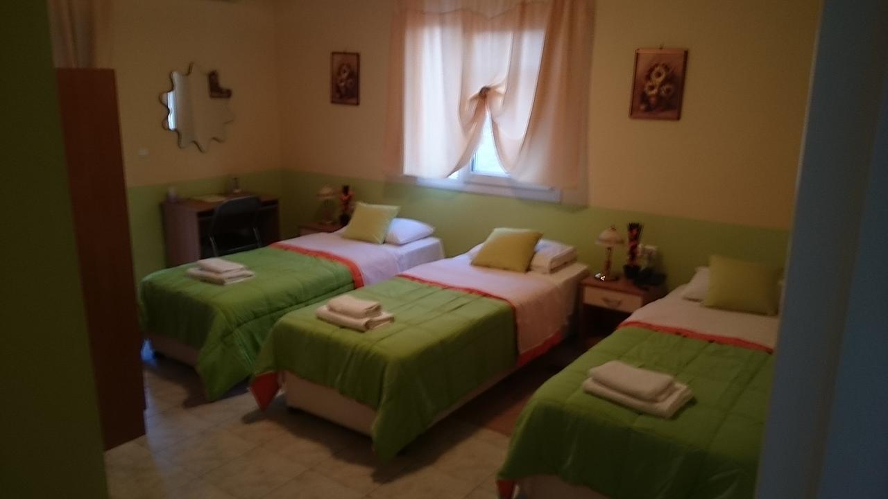Hotel Konstantina Rodopoli Esterno foto